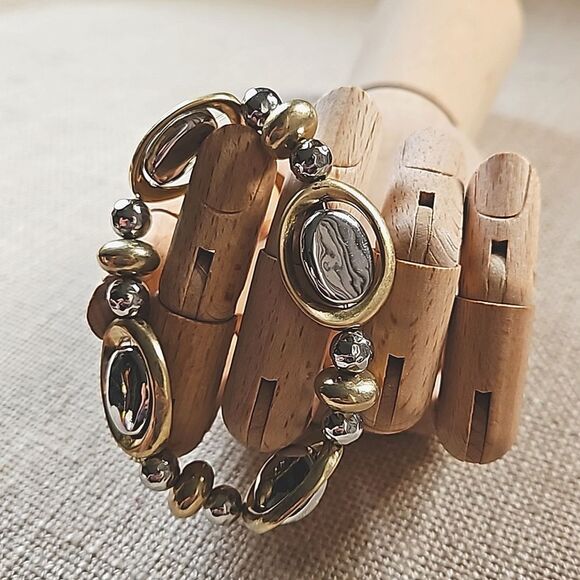 Funky 90s Two Tone Mixed Metal Stretch Bracelet - Silver & Soft Gold - Picture 9 of 9